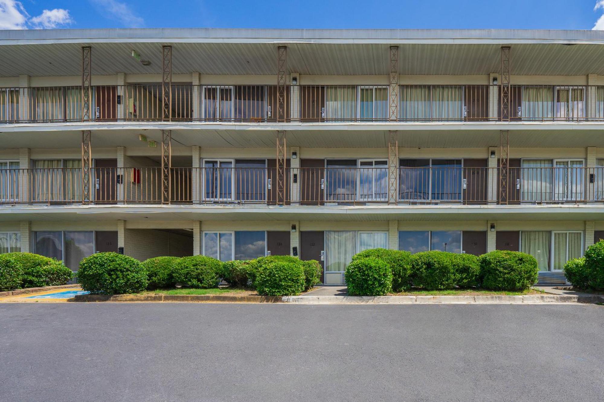 Budgetel Inn And Suites アトランタ エクステリア 写真